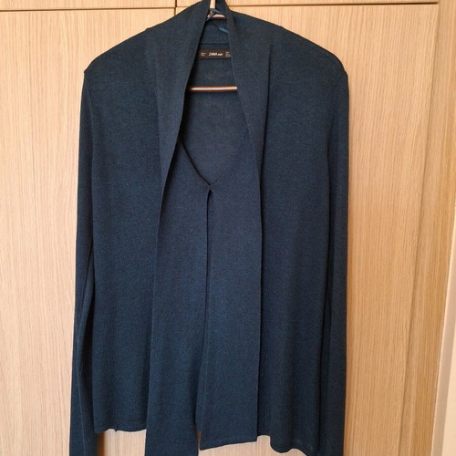 Zara women's blouse like new, size L, cypress color