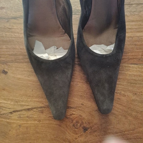 Via Roma suede pumps like new, leather anthracite color