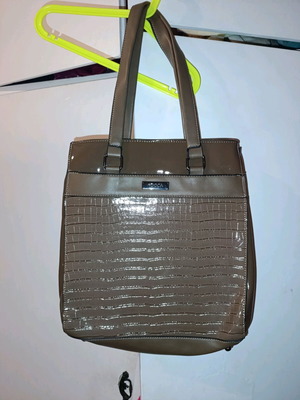 Doca shoulder bag brown like new