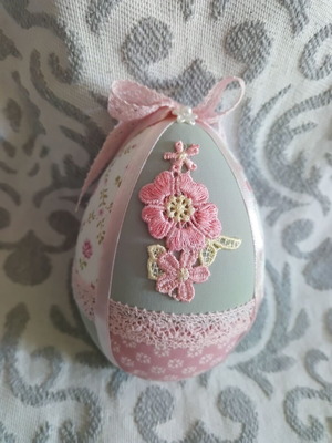 Set of 3 Easter eggs veraman like new, 10cm height