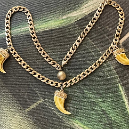 Vintage Italian Necklace like new, custom jewellery