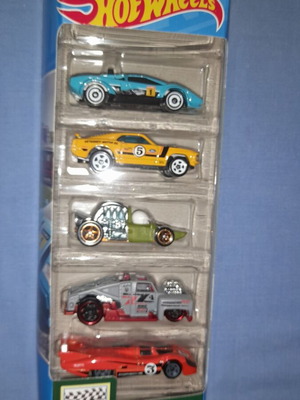 Hot Wheels Retro Racers νέοι, σετ 5 αυτοκινητάκια παιχνιδιών