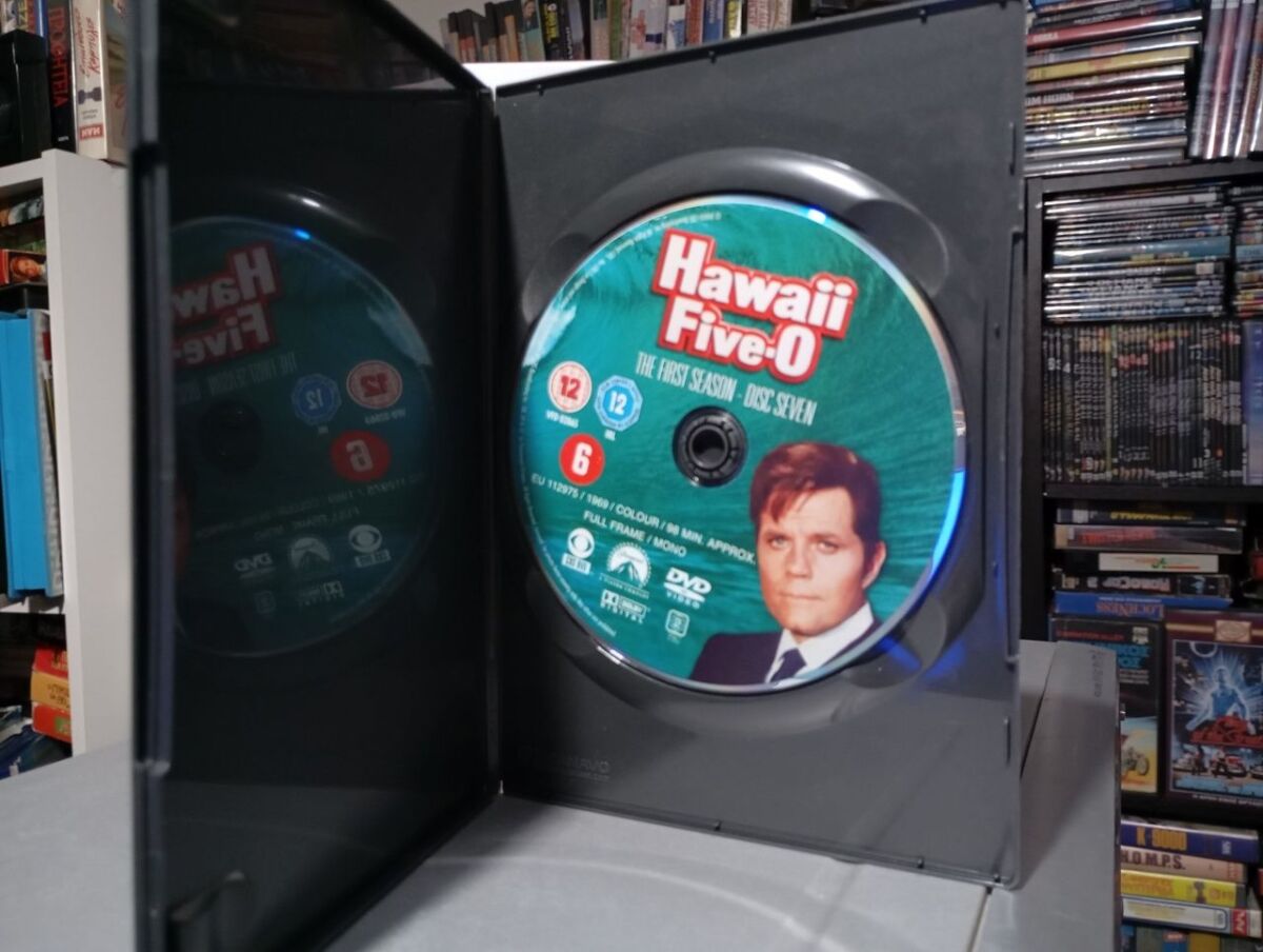 Hawaii Five-O DVD box used, first season… - € 24,00 - Vendora.cy