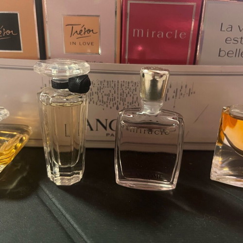 Lancôme perfume set like new with 4 Eau de Toilette