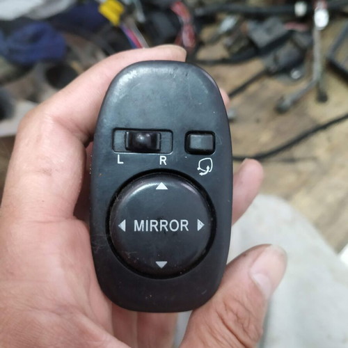 Mirror button used for Lexus Is200 Toyota