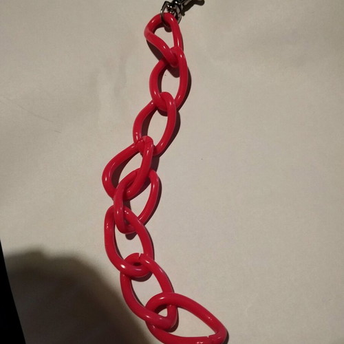 Pop style plastic pink chain bracelet new with pink glitter hair clip gift