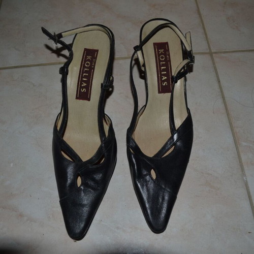 Kollias black leather pumps like new unworn