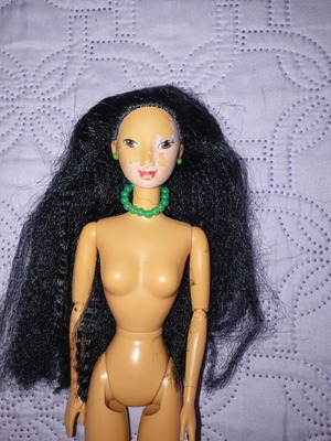 Κούκλα Mulan της Mattel 1993 μεταχειρισμένη με φθορές στο μακιγιάζ