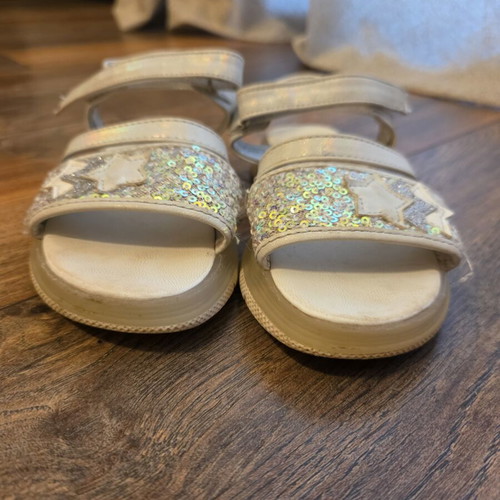 Children's sandals size 29, white