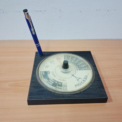 Soviet Desk Calendar Thermometer 1973 used, plastic, 15×15×2 cm