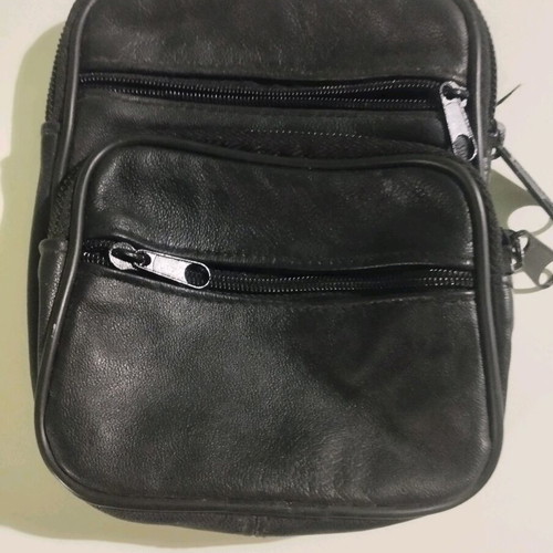 Black waist bag like new with 4 compartments