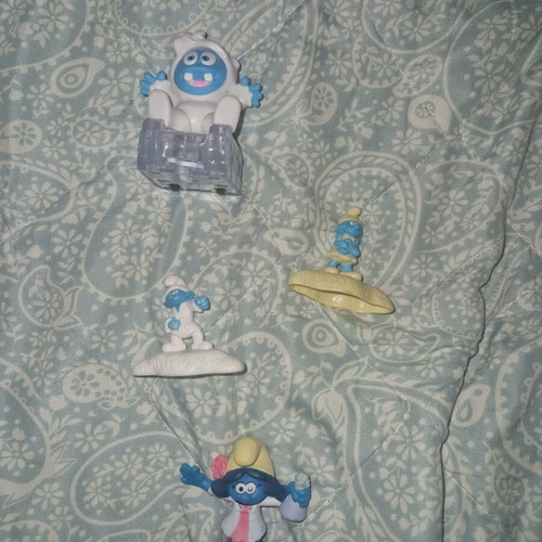 Smurfs figures, pack