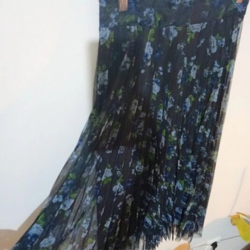 Stradivarius pleated midi skirt with floral pattern