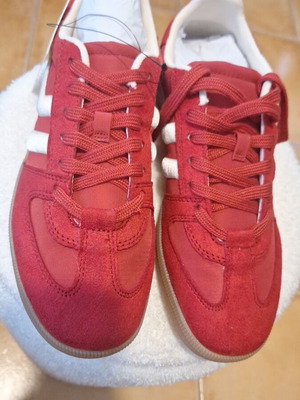 H&M Sneakers size 38 new, white and red