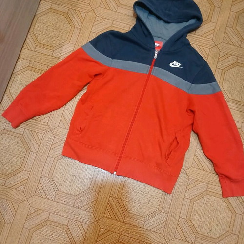 Nike jacket used, gray and red, size 140 cm