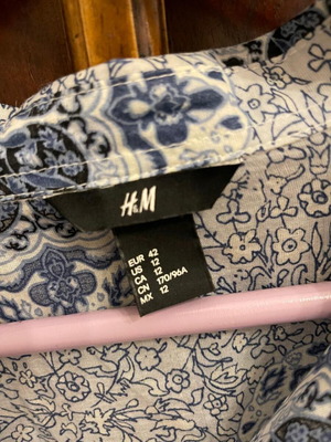 H&M Women's Floral Cotton Shirt like new, white and blue XL