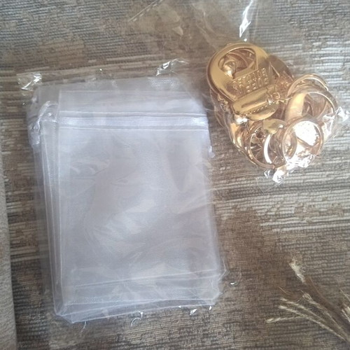 Keychains and materials for wedding favors like new, pack of 10