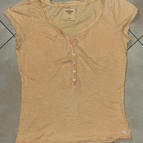 Abercrombie & Fitch Women T-Shirt peach tan Henley neckline size L used