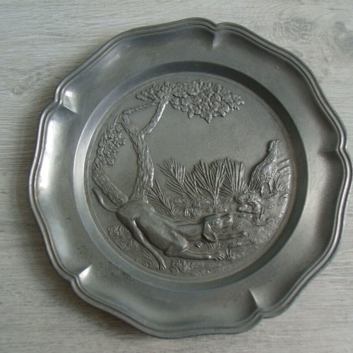Metal Tinned Panel used with Hunting Relief Motif