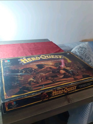 Επιτραπέζιο HeroQuest μεταχειρισμένο, έκδοση 1991 με βαμμένες φιγούρες και επεκτάσεις
