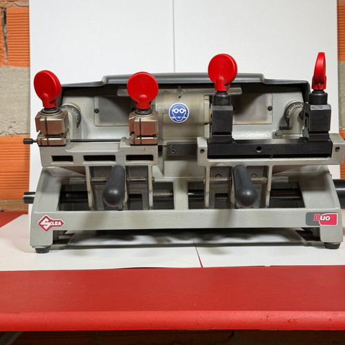 Silca Duo Key Cutting Machine used for simple and armored keys