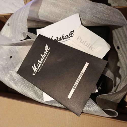 Marshall Act2 portable Bluetooth speaker like new