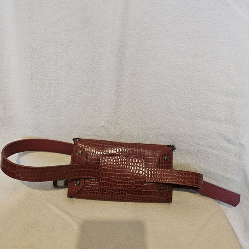 Crossbody and waist bag with croco texture and metallic details like new