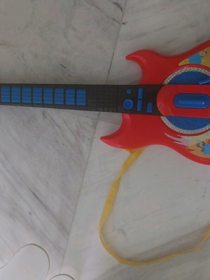 My Music World electric toy guitar like new