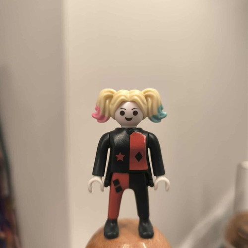 Harley Quinn Dc Playmobil Kinder surprise figure like new