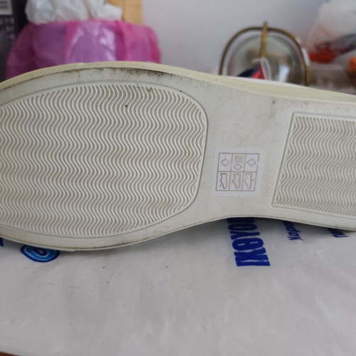 Renato Garini white sneakers size 38 like new