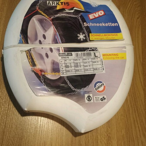 Car snow chains No L new in case