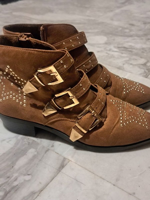 Primark χαμηλά μποτάκια western style μέγεθος 38 σαν καινούργιο