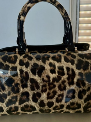 Τσάντα Tom & Eva Leopard Pri σαν καινούργια, γυαλιστερό συνθετικό