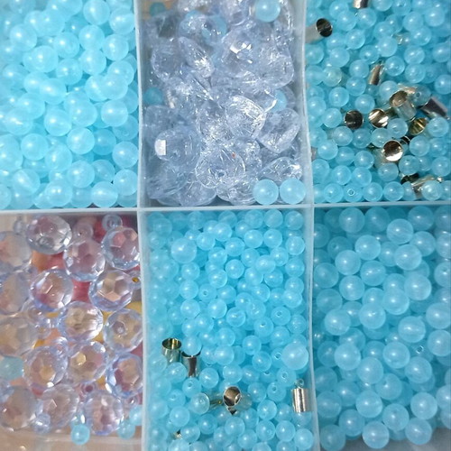 Beads new, assorted colors
