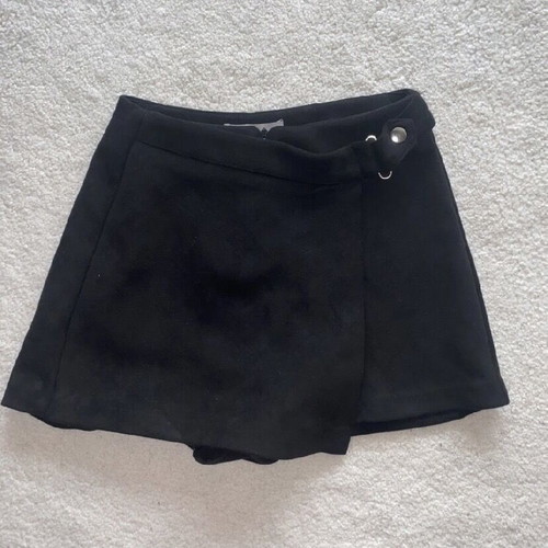 Black velour skort like new, size S, Pull and Bear