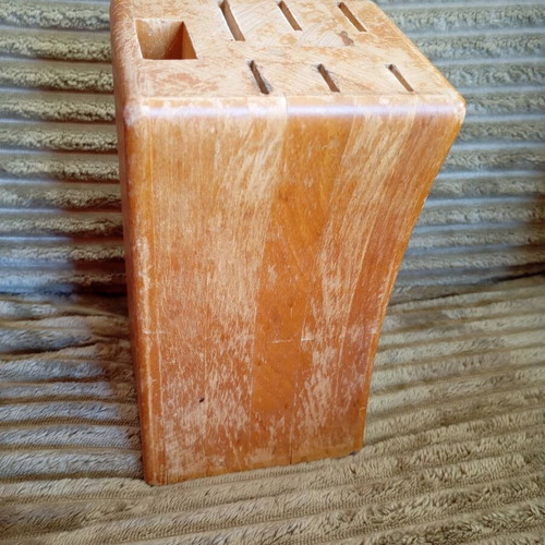 Wusthof wooden knife block used, 6+1 slots, heavy