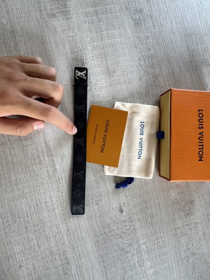 LV Bracelet black like new