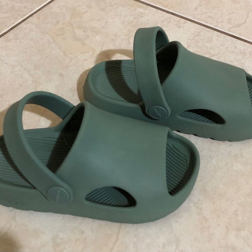 Liewood kids slippers like new, size 25