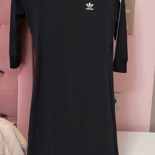 Adidas women's sports dress like new, black