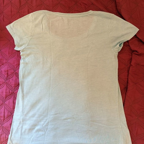 3 mako T-shirts pink, blue, grey, size small with wide fit