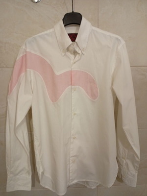 Evisu white shirt with pink logo made in Japan like new, size L
