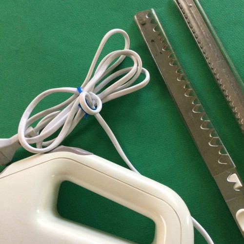 Moulinex electric knife like new, barely used