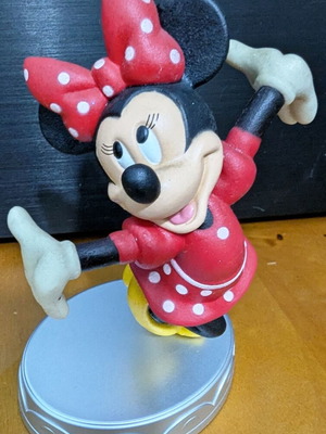 Minnie Mouse figure Disney 3D Collection like new