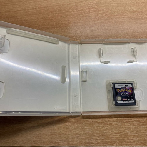 Pokemon Pearl DS like new, missing manuals