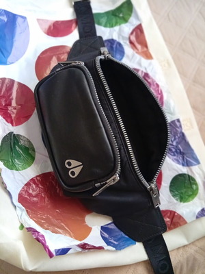 Moose Knuckles black leather hipbag crossbody bag