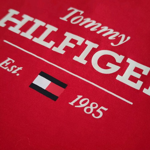Tommy Hilfiger T-shirt red size 128 like new