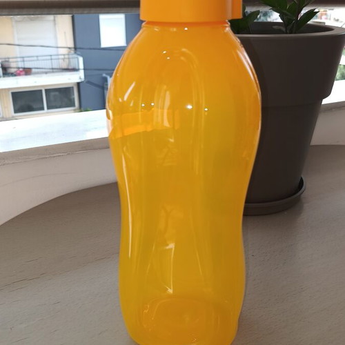 Tupperware 2-liter bottle, new