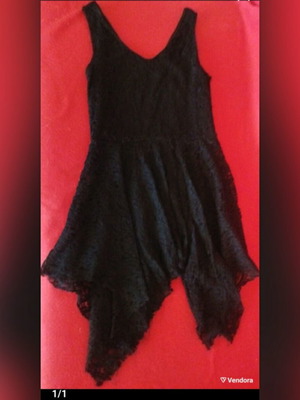 Lace blouse size S like new, black