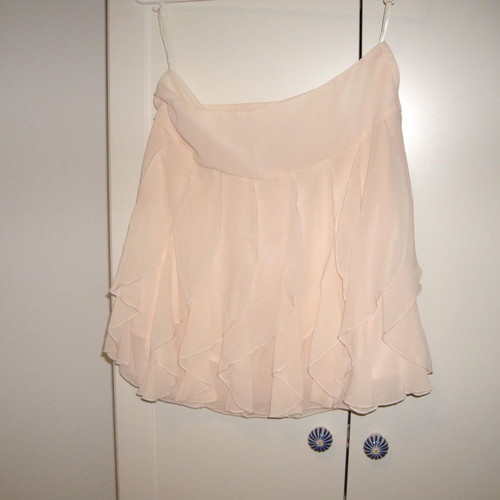 H&M skirt pink chiffon women's mini new, size 38