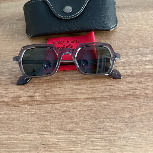 Mati Mati sunglasses like new, UV 400, gray and green